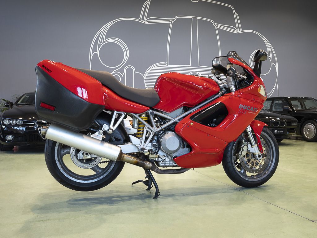 Ducati  ST4