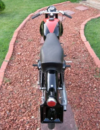 Foto 5 di 6: Gilera