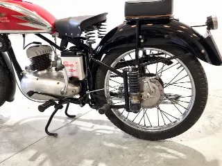 Foto 10 di 18: Moto Morini 125 Turismo primo tipo