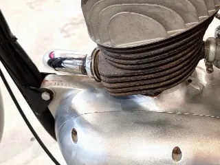 Foto 7 di 18: Moto Morini 125 Turismo primo tipo
