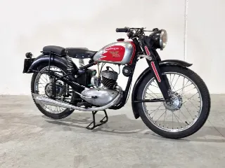 Foto 2 di 15: Moto Morini 125 2T Turismo