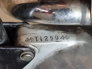 Foto 9 di 15: Moto Morini 125 2T Turismo