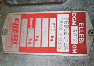 Foto 14 di 14: Piaggio Ape P501 cassone