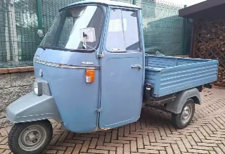 Foto 4 di 14: Piaggio Ape P501 cassone