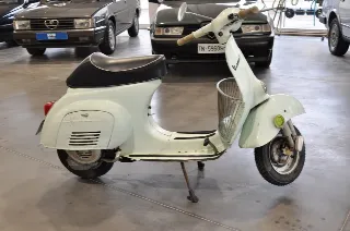 Foto 7 di 13: Piaggio VESPA 50 N