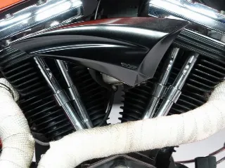 Foto 20 di 40: Harley-Davidson Dyna