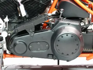 Foto 40 di 40: Harley-Davidson Dyna