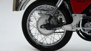 Foto 20 di 40: Norton Commando 750 S