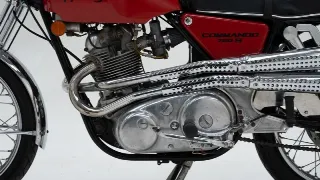 Foto 34 di 40: Norton Commando 750 S