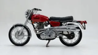 Foto 8 di 40: Norton Commando 750 S