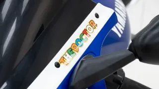 Foto 18 di 40: Yamaha YZFR1