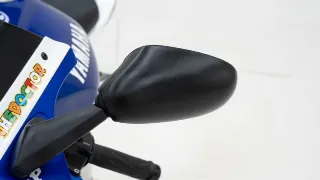 Foto 20 di 40: Yamaha YZFR1