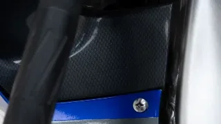 Foto 33 di 40: Yamaha YZFR1