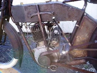 Foto 5 di 6: Harley Davidson Model 8A