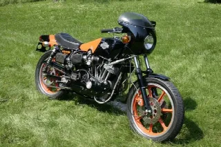 Foto 1 di 6: Harley Davidson XR1000