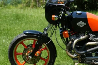 Foto 4 di 6: Harley Davidson XR1000