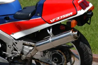 Foto 2 di 6: Honda Motorcycles VFR750