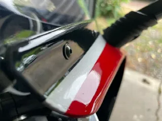 Foto 5 di 10: Suzuki Gsxr