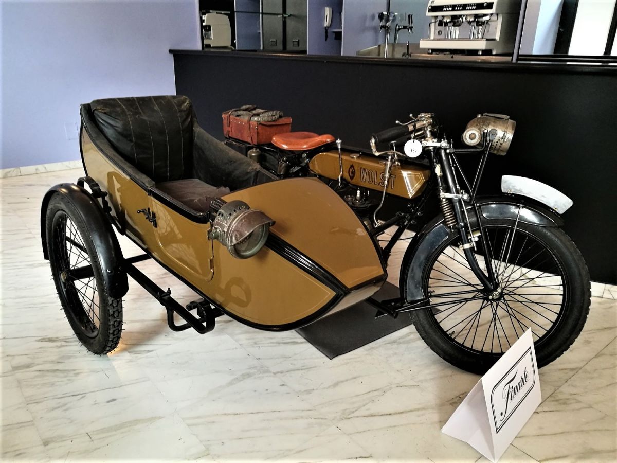 Finarte: asta del motociclo, andamento lento