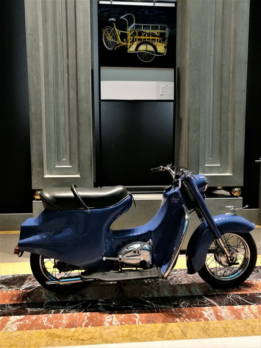 Finarte: asta del motociclo, andamento lento