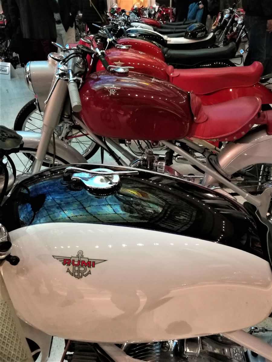 Finarte: asta del motociclo, andamento lento