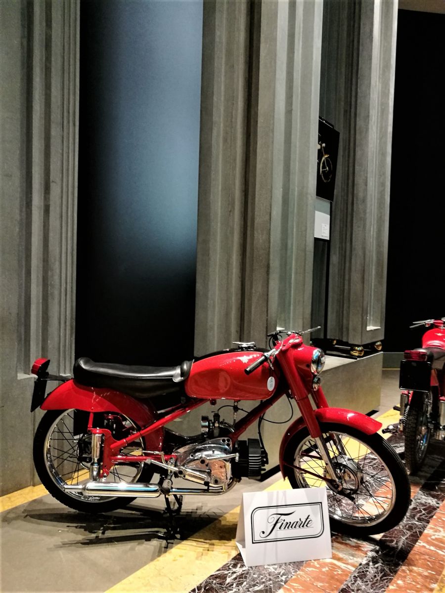 Finarte: asta del motociclo, andamento lento