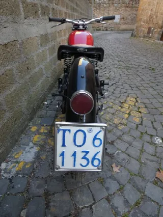 Foto 4 di 11: Gilera 125 T Four Stroke
