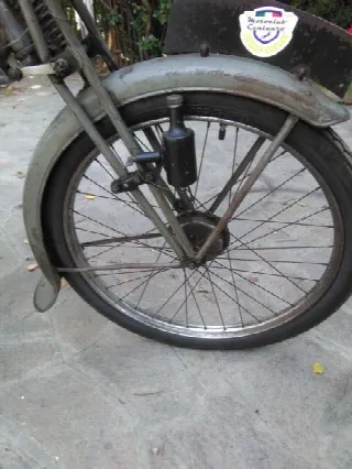 Foto 6 di 6: Magnat Debon MTK 100