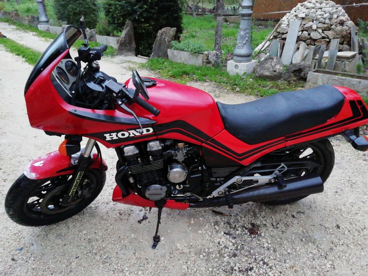Honda Motorcycles  RC 17   CBX 750