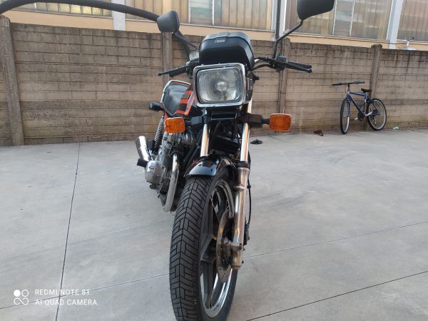 Suzuki Gsx750e 