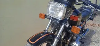 Foto 2 di 3: Suzuki 1100 gs