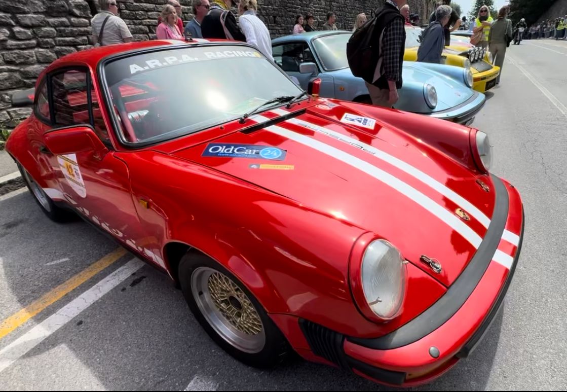 OldCar24 Media Partner & Sponsor del Bergamo Historic Gran Prix 2026: edizione straordinaria con oltre 80 auto in corsa sul Circuito delle Mura