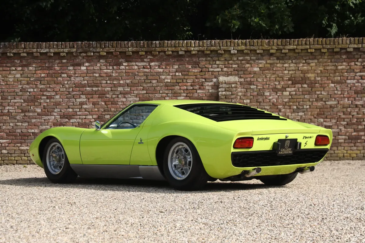 Lamborghini Miura P400 S appartenuta al critico cinematografico e regista italiano Renzo Renzi