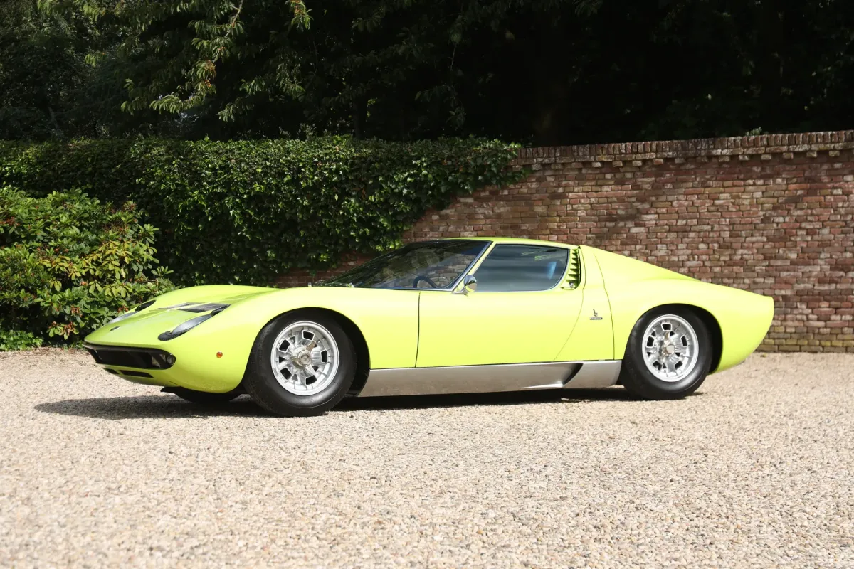 Lamborghini Miura P400 S appartenuta al critico cinematografico e regista italiano Renzo Renzi