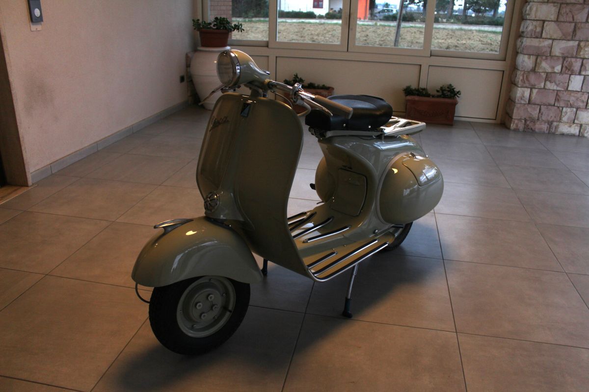 Vespa  150 Super Struzzo
