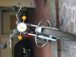 Foto 2 di 7: BSA A 65 Lightning
