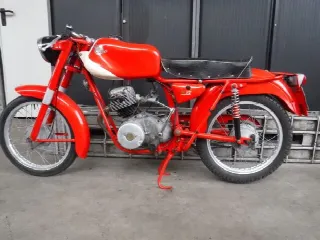 Foto 5 di 17: Ducati 98TS