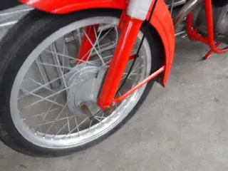 Foto 8 di 17: Ducati 98TS