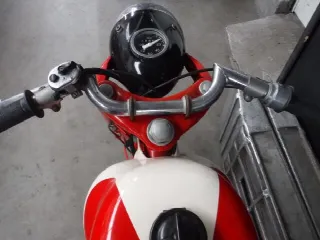 Foto 10 di 17: Ducati 98TS