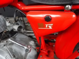 Foto 12 di 17: Ducati 98TS