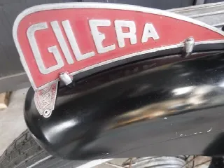 Foto 3 di 8: Gilera 150 CC Sport