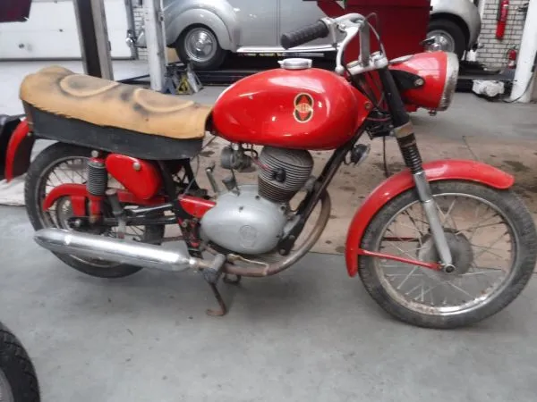 Gilera 125 Sport to restore