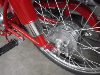 Foto 12 di 16: Ural Mival 125CC