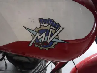 Foto 6 di 9: MV Augusta Turismo