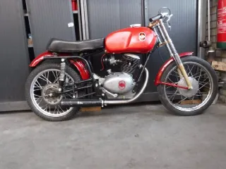Foto 6 di 9: Gilera 175CC Racer