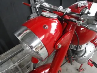 Foto 14 di 16: Ural Mival 125CC
