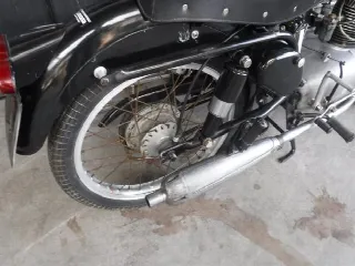 Foto 7 di 8: Gilera 150 CC Sport