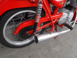 Foto 16 di 17: Ducati 98TS
