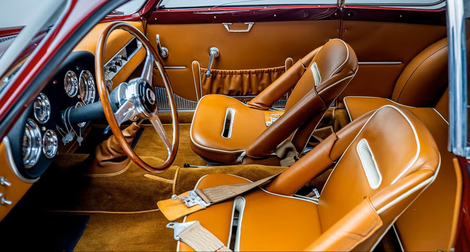 ES Mock: Vendita record per l'Alfa Romeo 1900C SSZ “Lusso” del 1957 all’asta a Pebble Beach: battuta a 1.250.000$