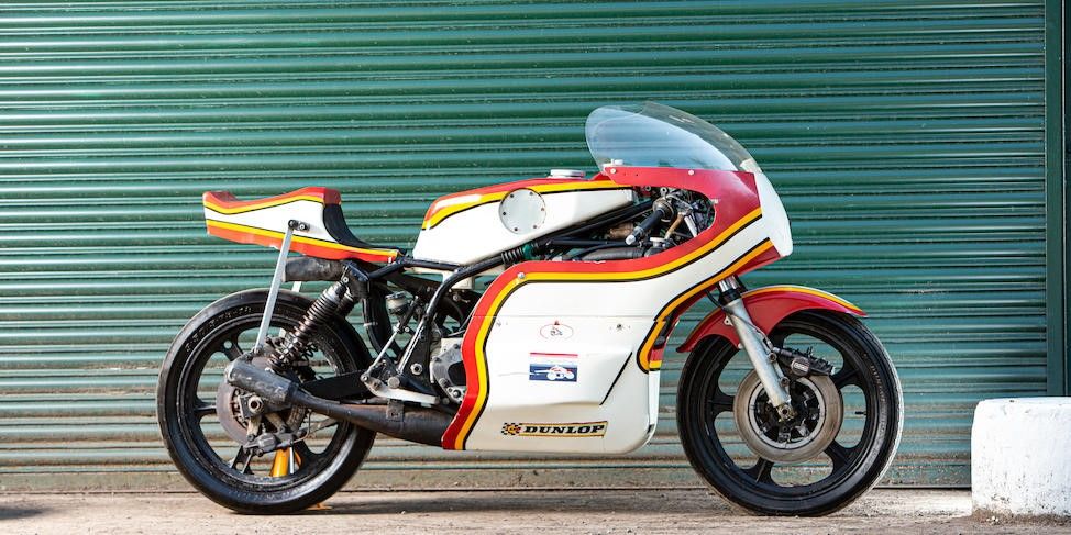 Luci e ombre dell’asta Bonhams di moto d’epoca, memorabile per quantità e qualità dei lotti